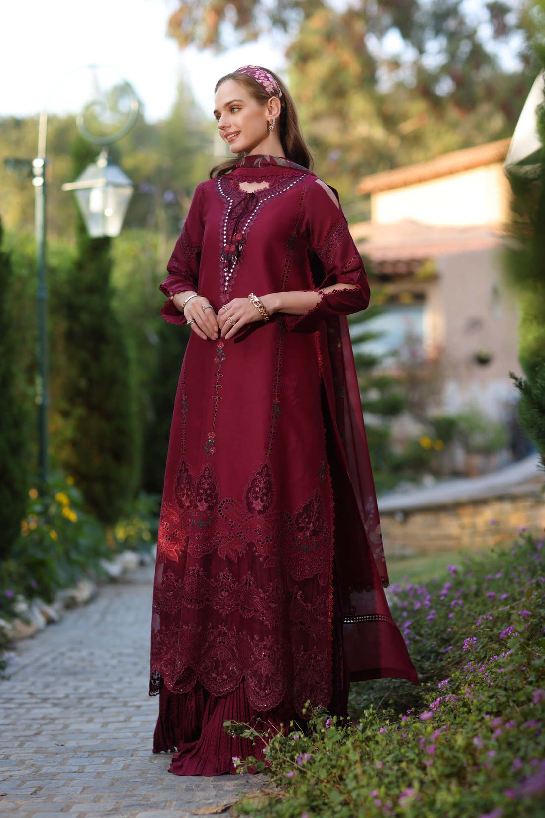 Noor by Saadia Asad | Luxe Chikankari 25 | D6-A - House Of Hania