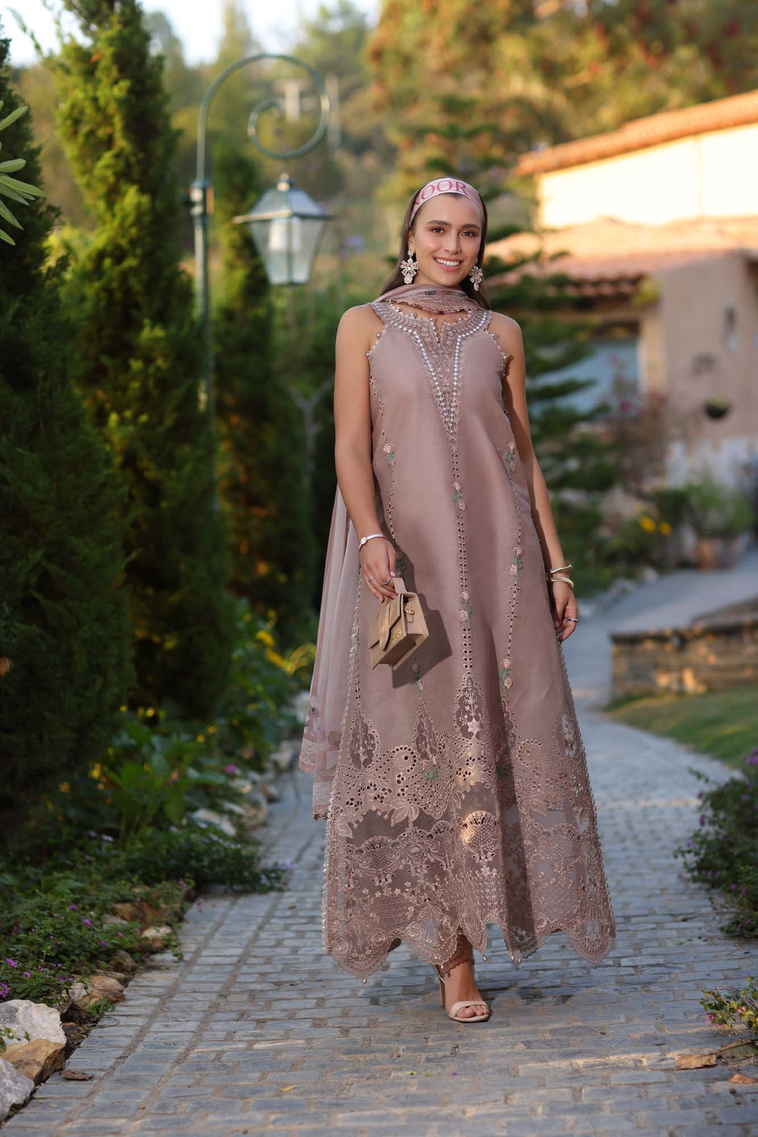 Noor by Saadia Asad | Luxe Chikankari 25 | D6-B - House Of Hania