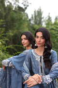 Noor by Saadia Asad | Suzaankari Winter 24 | D03 - House Of Hania