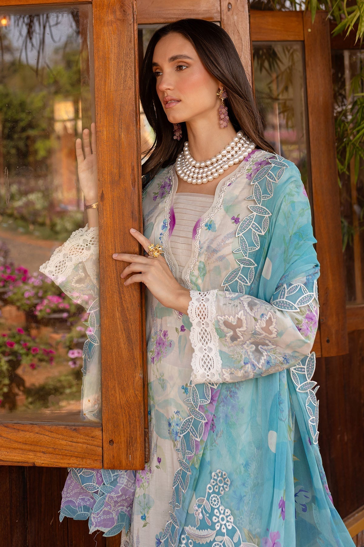 Nureh | Bloom 25 | BL-05 - House Of Hania