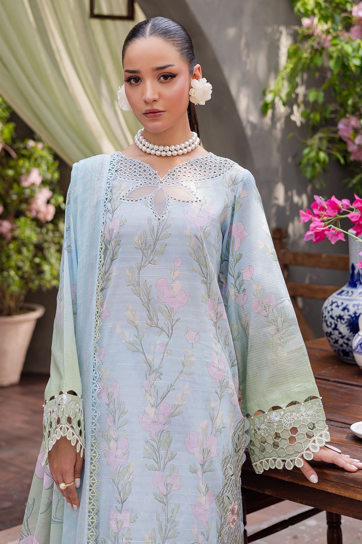 Nureh | Bloom 26 | BL-07 - House Of Hania