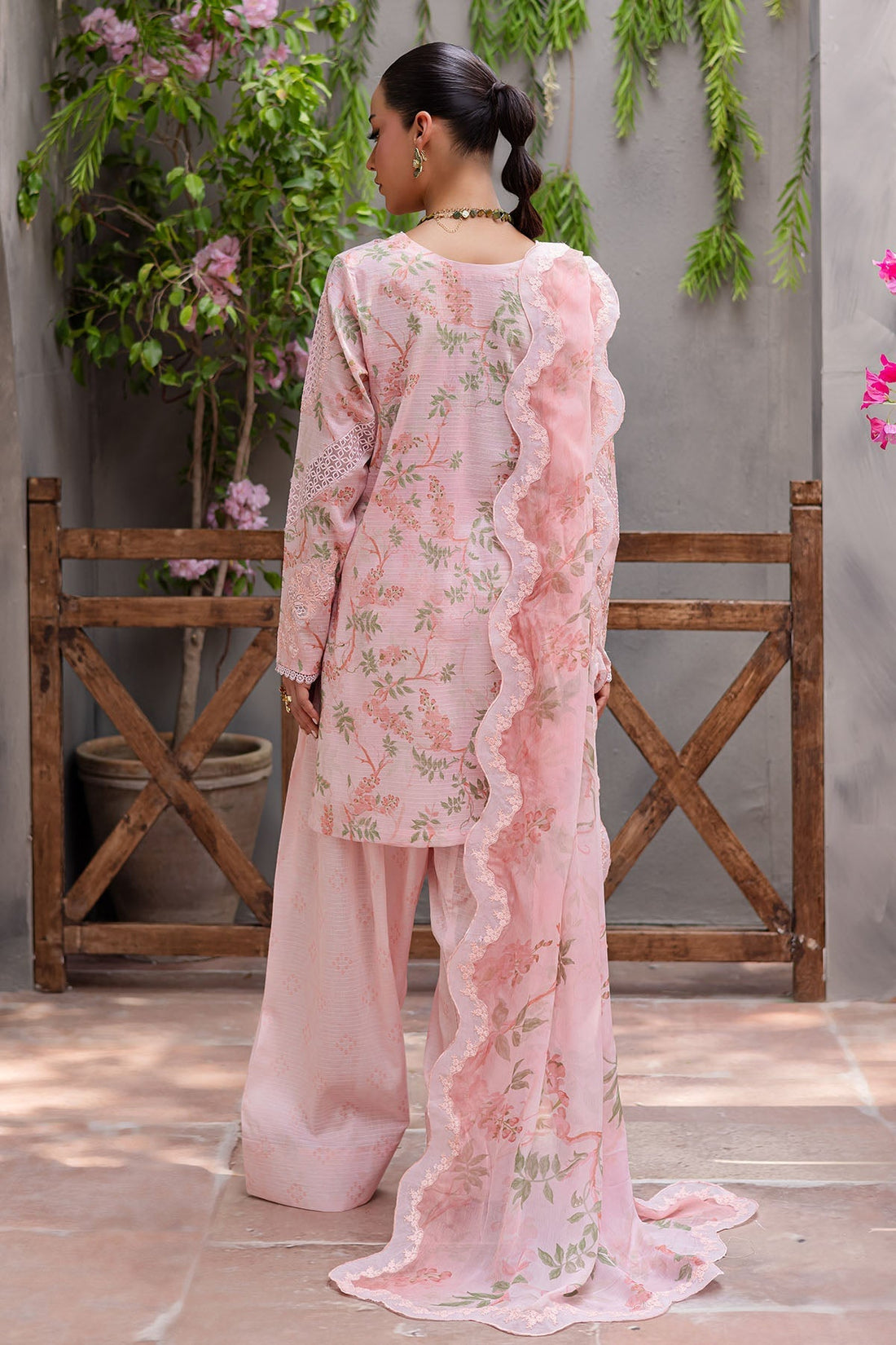 Nureh | Bloom 26 | BL-08 - House Of Hania
