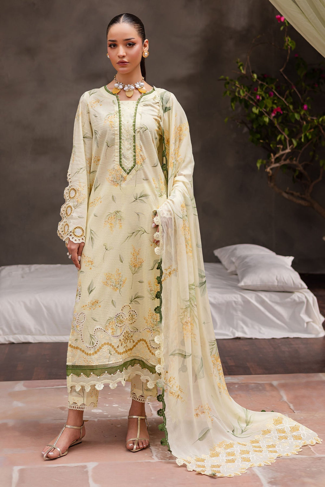 Nureh | Bloom 26 | BL-10 - House Of Hania