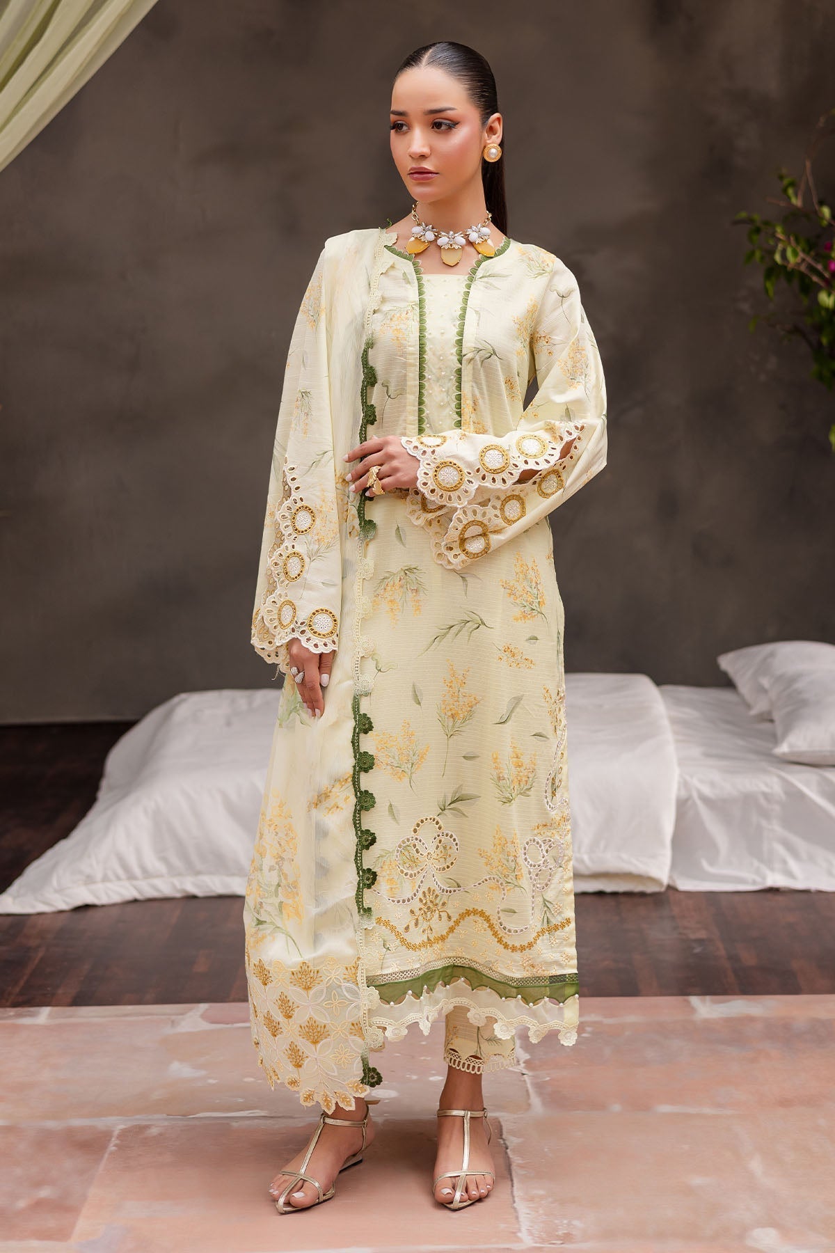 Nureh | Bloom 26 | BL-10 - House Of Hania