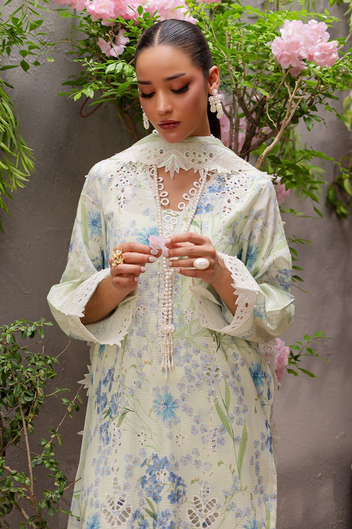 Nureh | Bloom 26 | BL-12 - House Of Hania