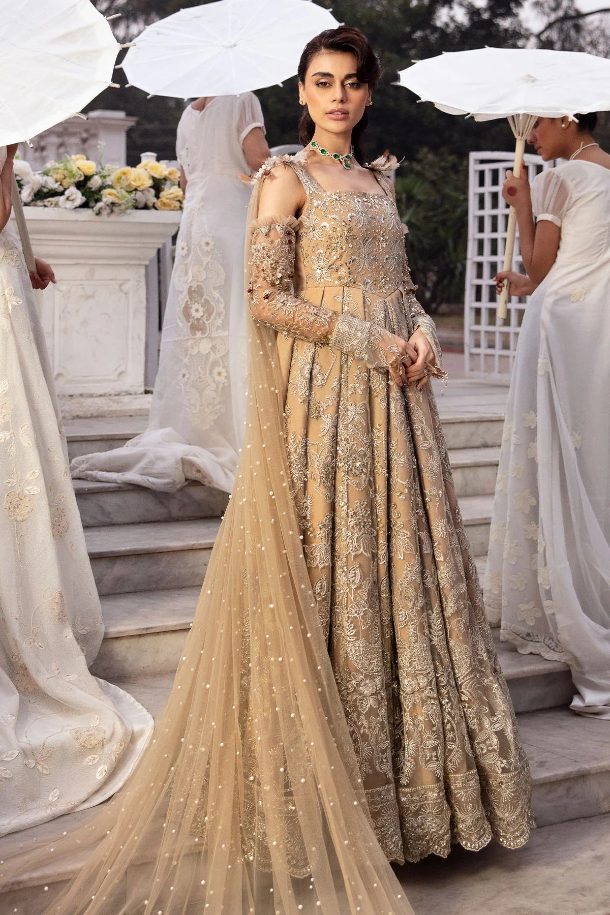 Nureh | CLARA - House Of Hania