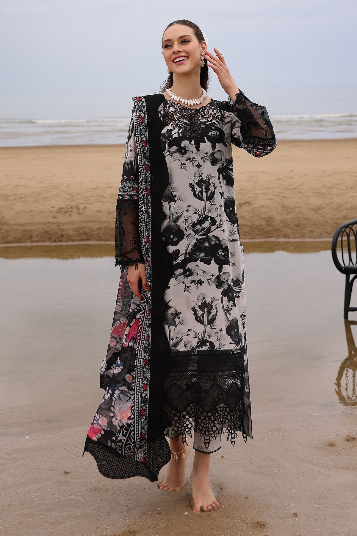 Nureh | Gardenia Embroidered Lawn 25 | NSG-175 - House Of Hania