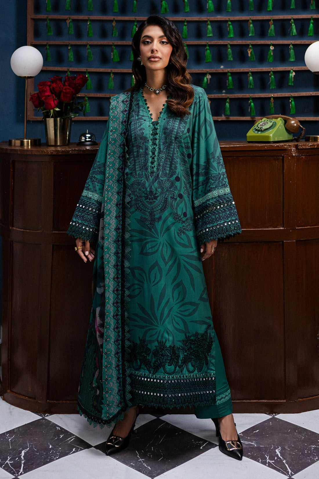 Nureh | Gardenia Winter 24 | NSG-160 - House Of Hania