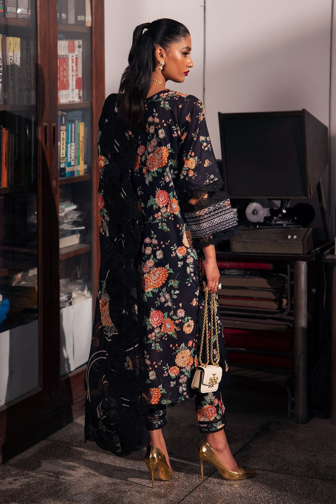 Nureh | Glam Girl Lawn | GL-18 - House Of Hania