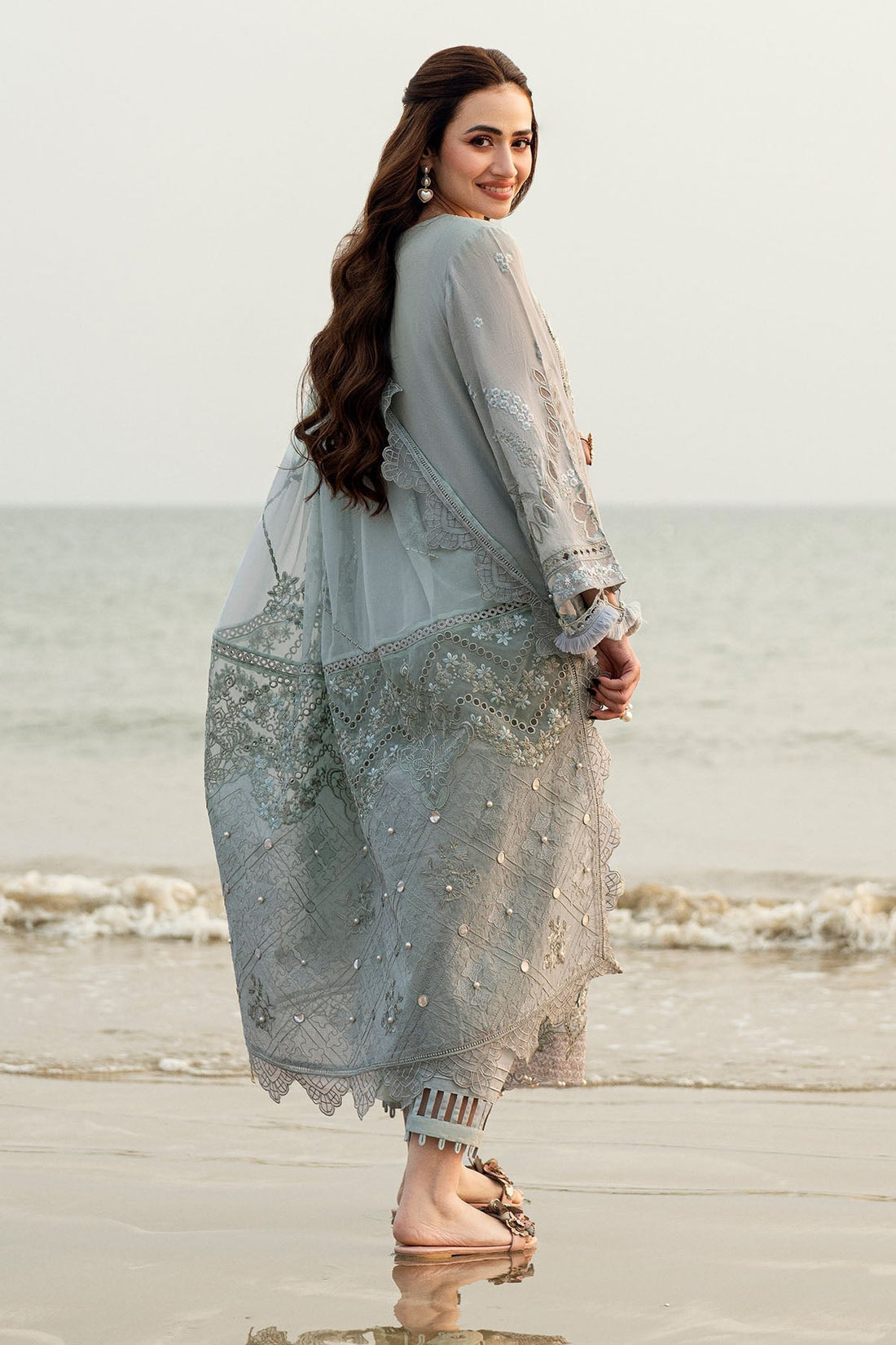 Nureh | Khuwab Luxury Lawn | NE-145 - House Of Hania