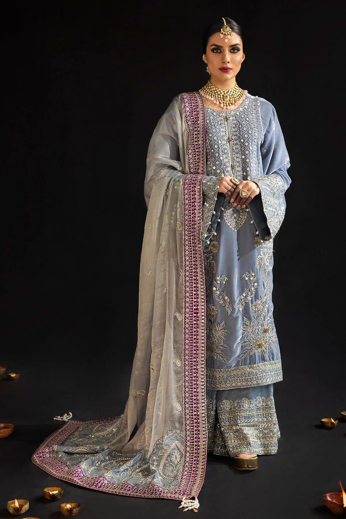 Nureh | Maya Velvet 23 | Mahal - House Of Hania