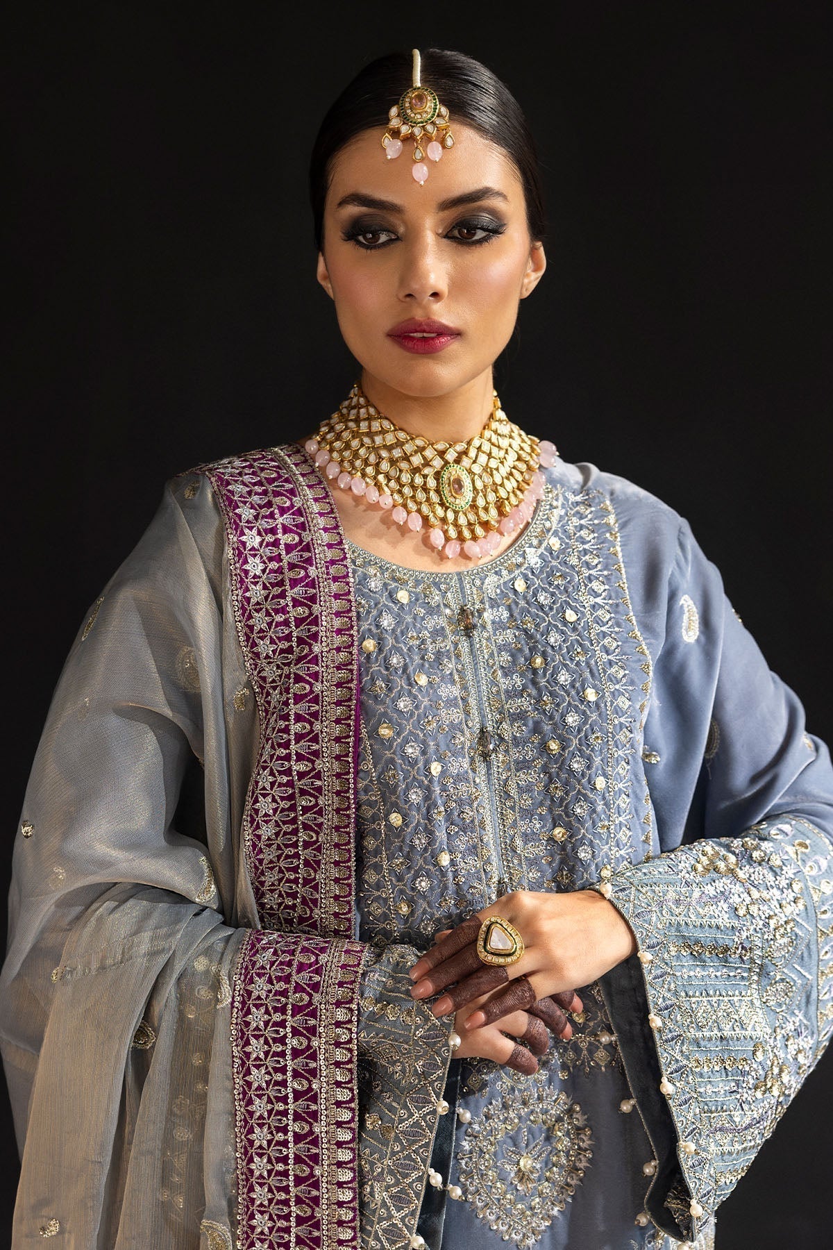 Nureh | Maya Velvet 23 | Mahal - House Of Hania