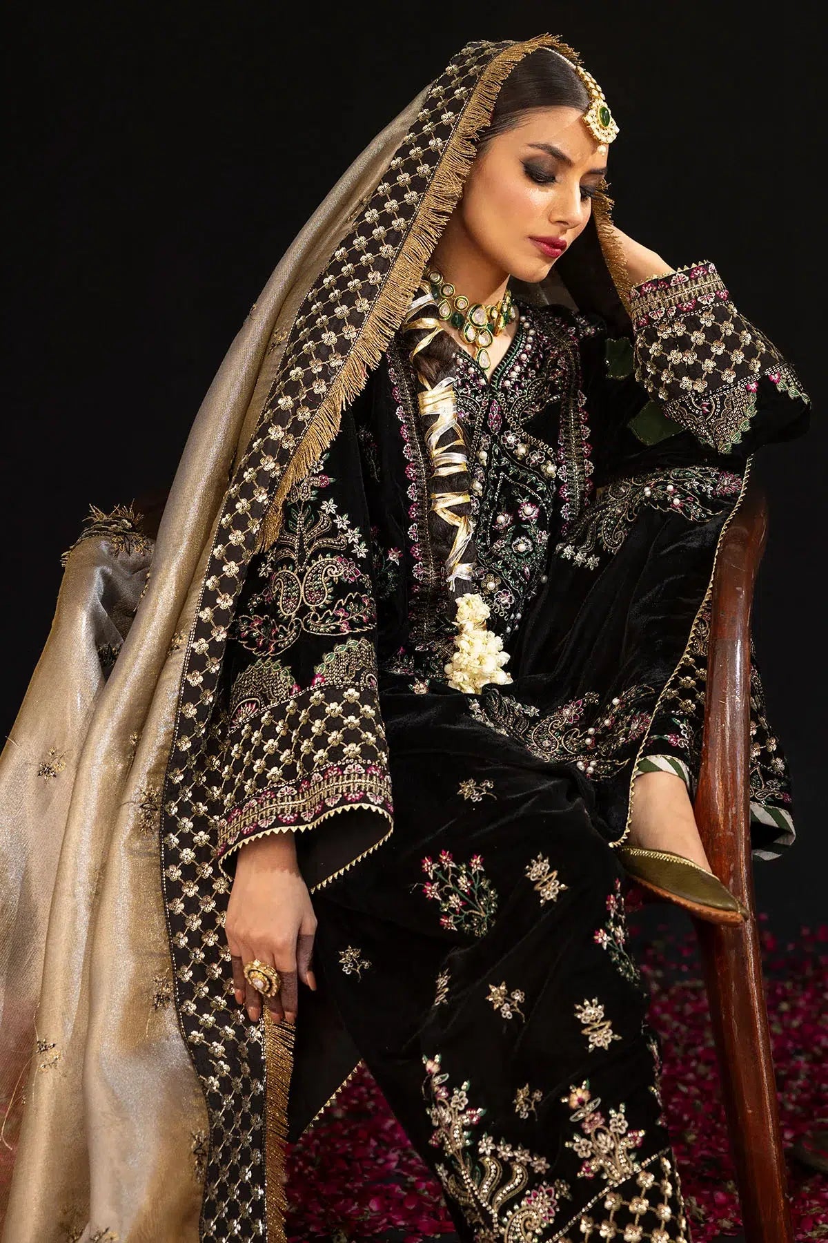 Nureh | Maya Velvet 23 | Morbagh - House Of Hania