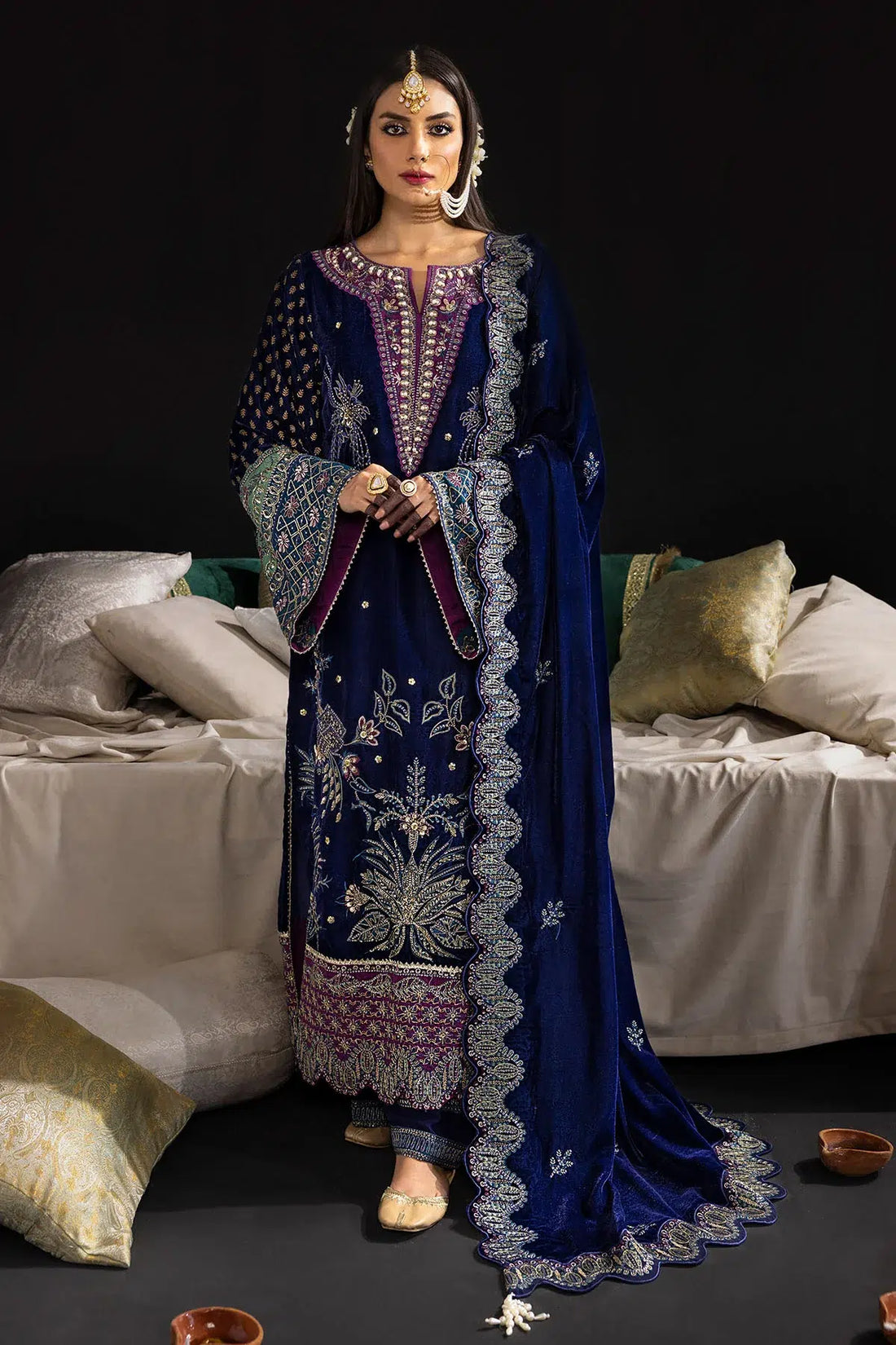 Nureh | Maya Velvet 23 | Nooreza - House Of Hania