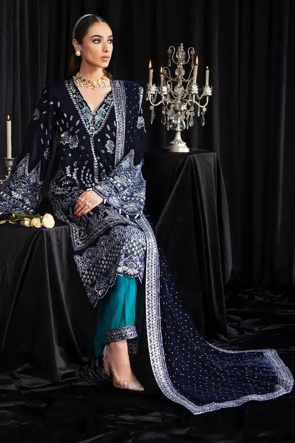 Nureh | Maya Velvet 23 | Safeena - House Of Hania