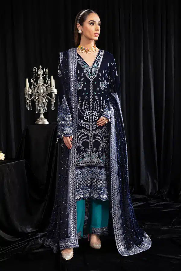 Nureh | Maya Velvet 23 | Safeena - House Of Hania