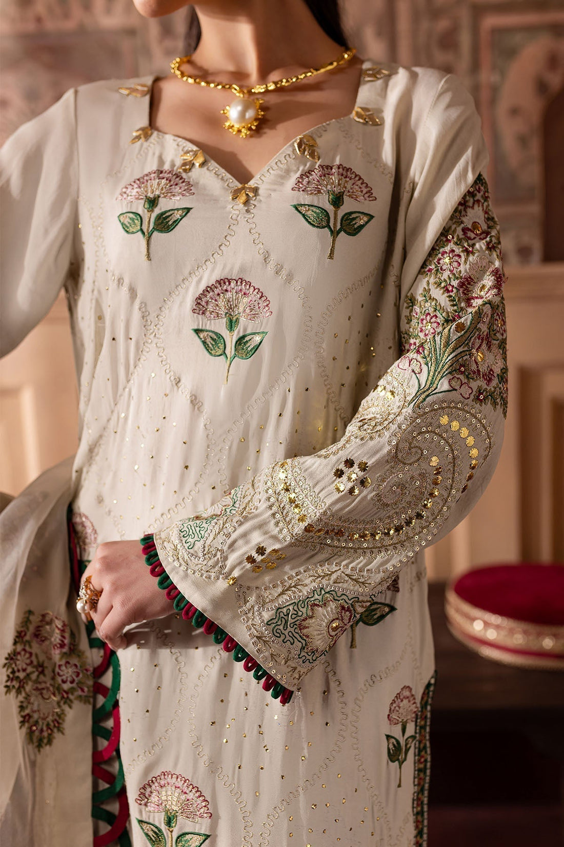 Nureh | Nur Mahal Formals | NE-139 - House Of Hania