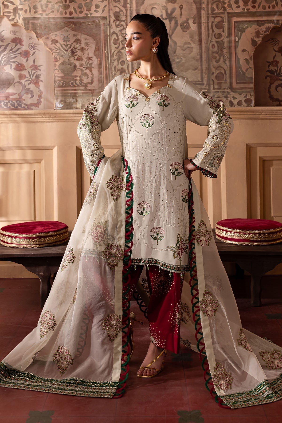 Nureh | Nur Mahal Formals | NE-139 - House Of Hania