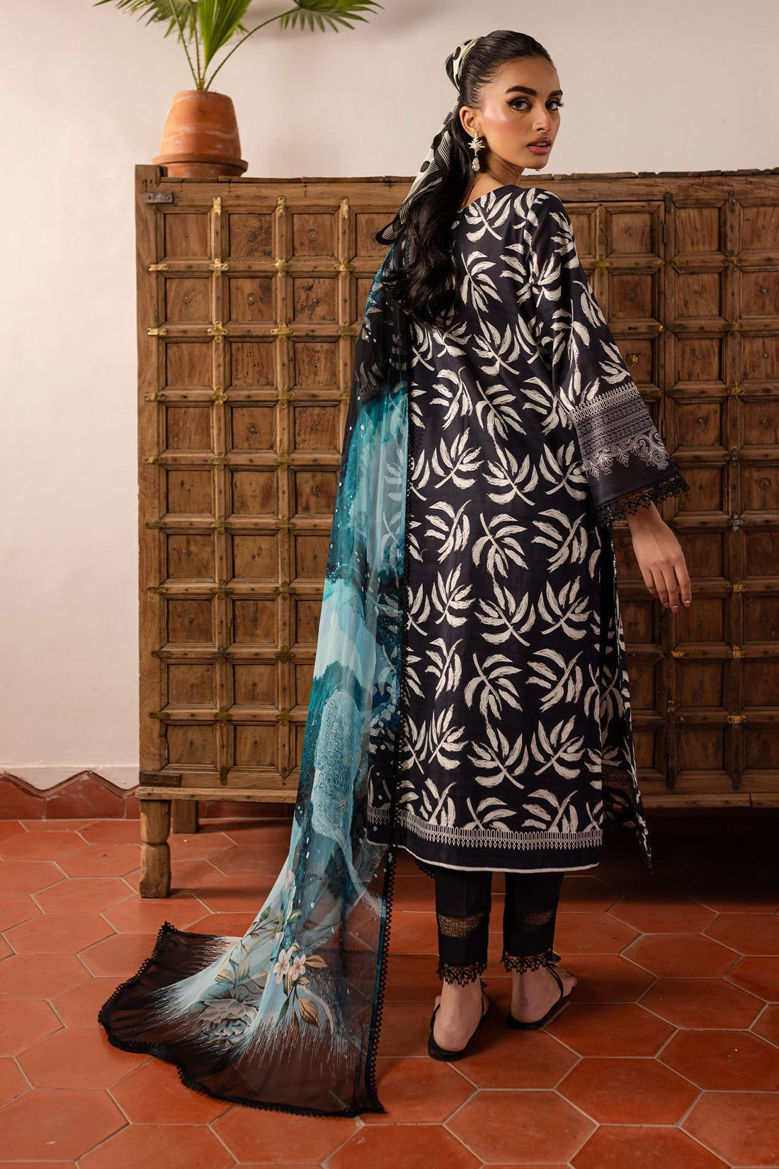 Nureh | Printed Lawn 25 | SP-142 - House Of Hania