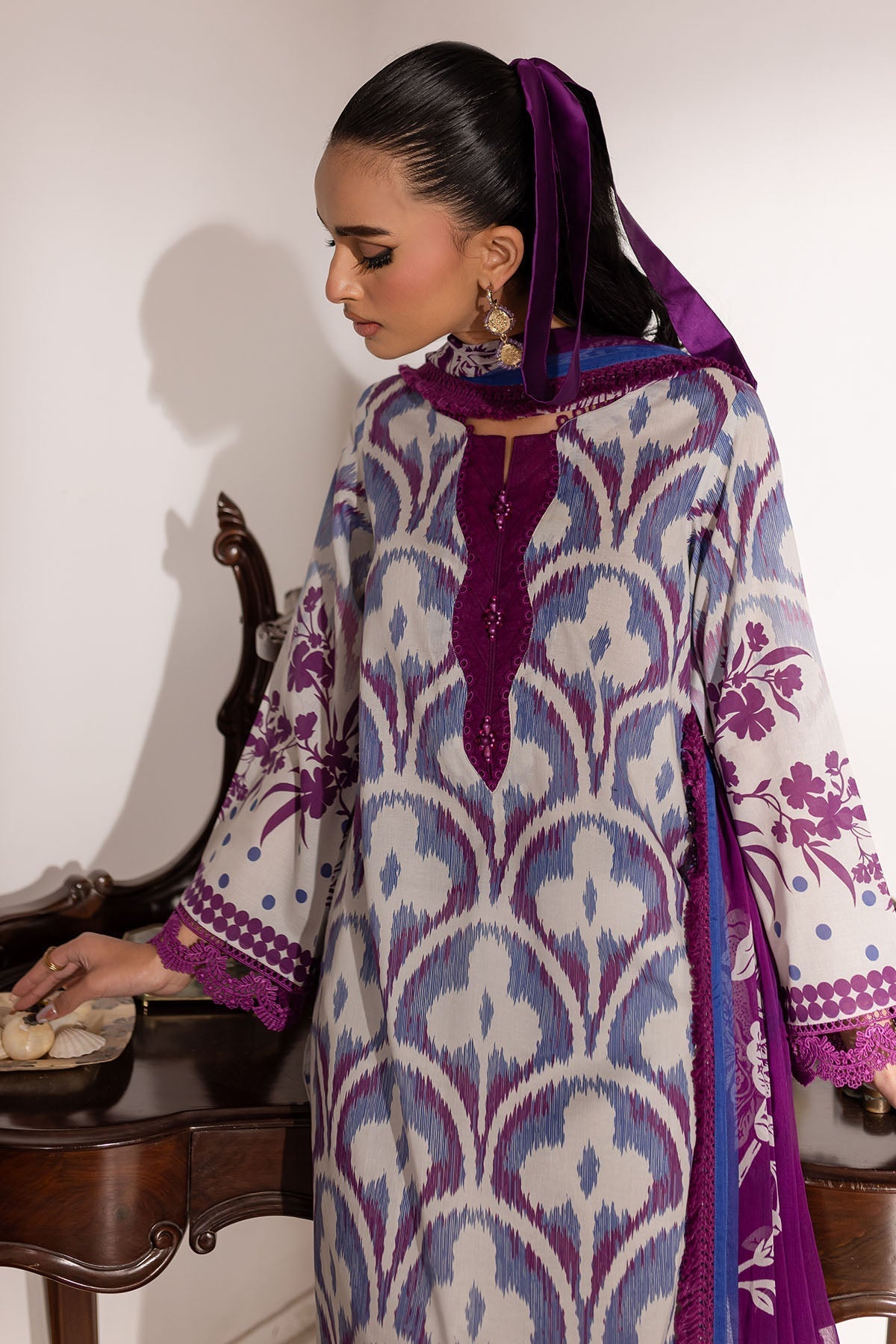 Nureh | Printed Lawn 25 | SP-147 - House Of Hania