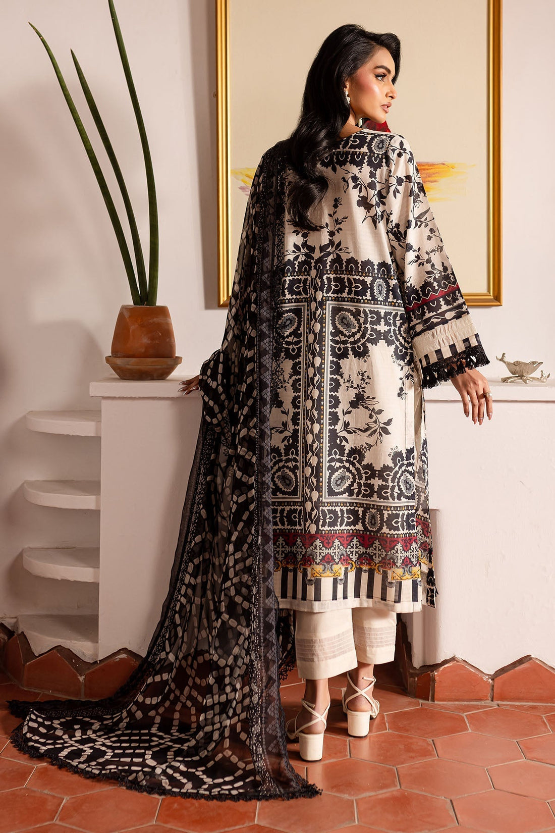 Nureh | Printed lawn 25 | SP-135 - House Of Hania