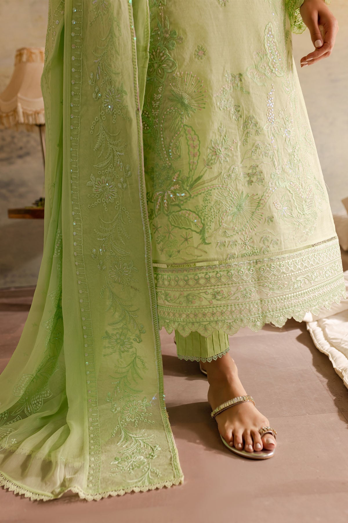 Nureh | Shades of Winter | NP-549 - House Of Hania