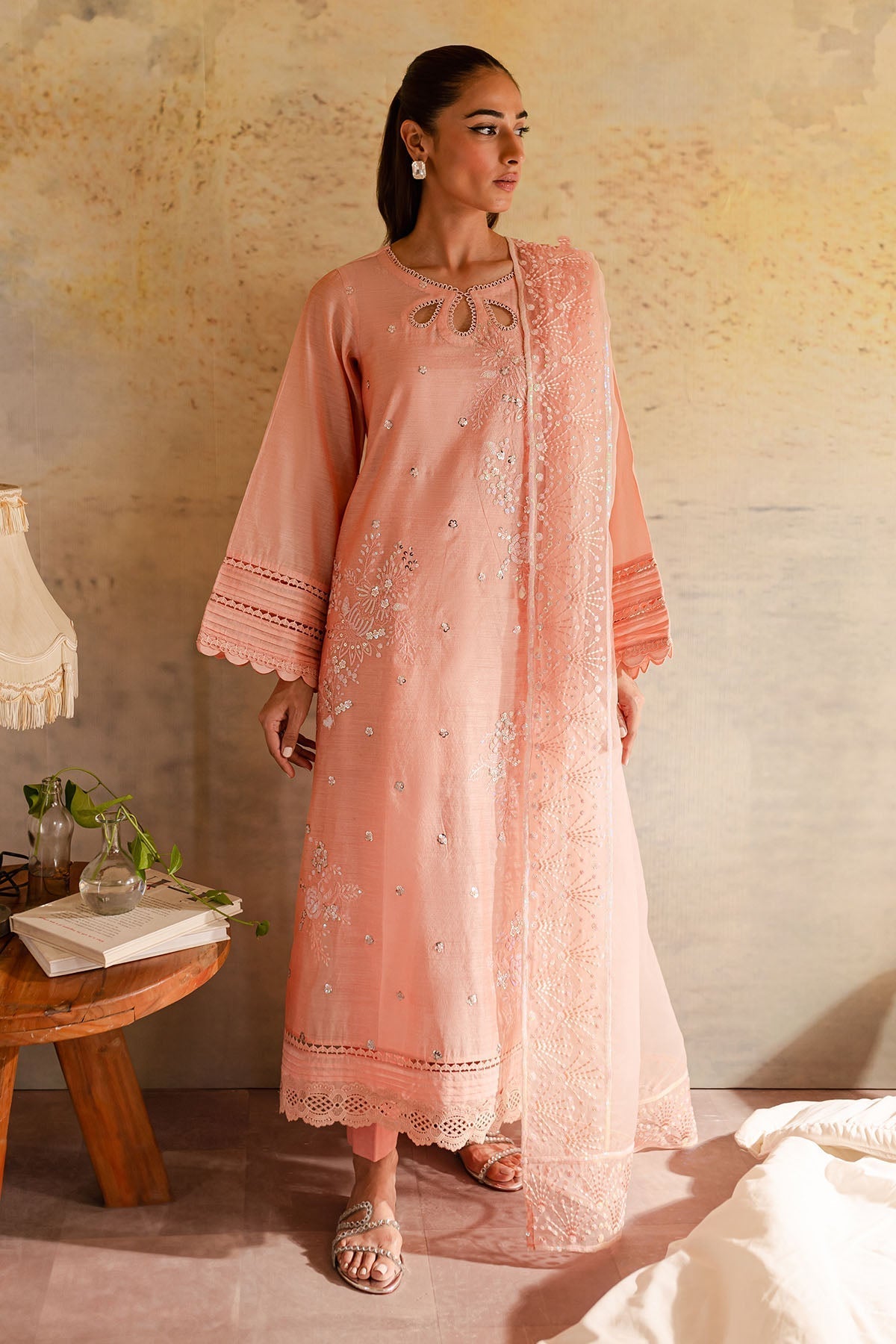 Nureh | Shades of Winter | NP-550 - House Of Hania