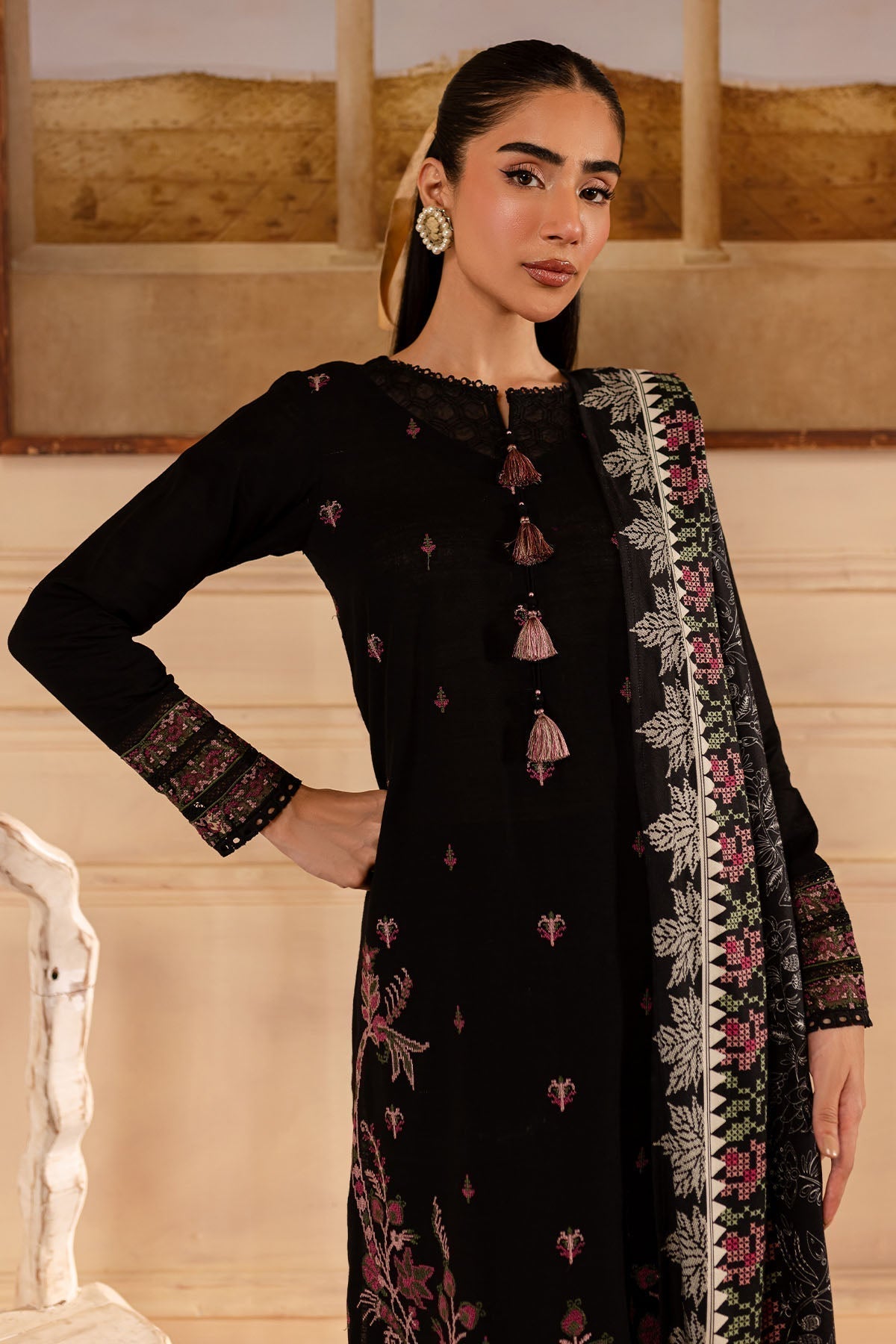 Nureh | Shades of Winter |  NP-585 - House Of Hania