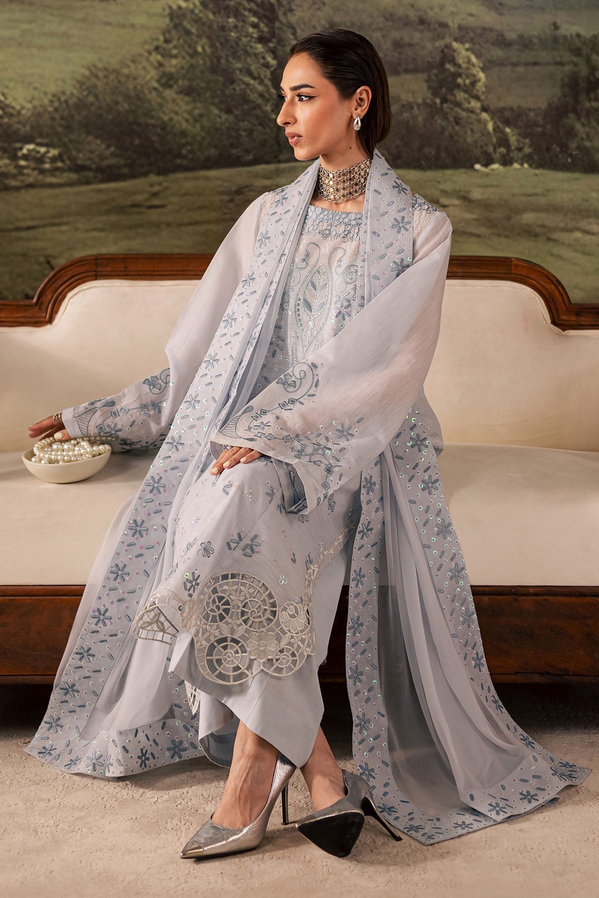 Nureh | Shades of Winter | NP-668 - House Of Hania