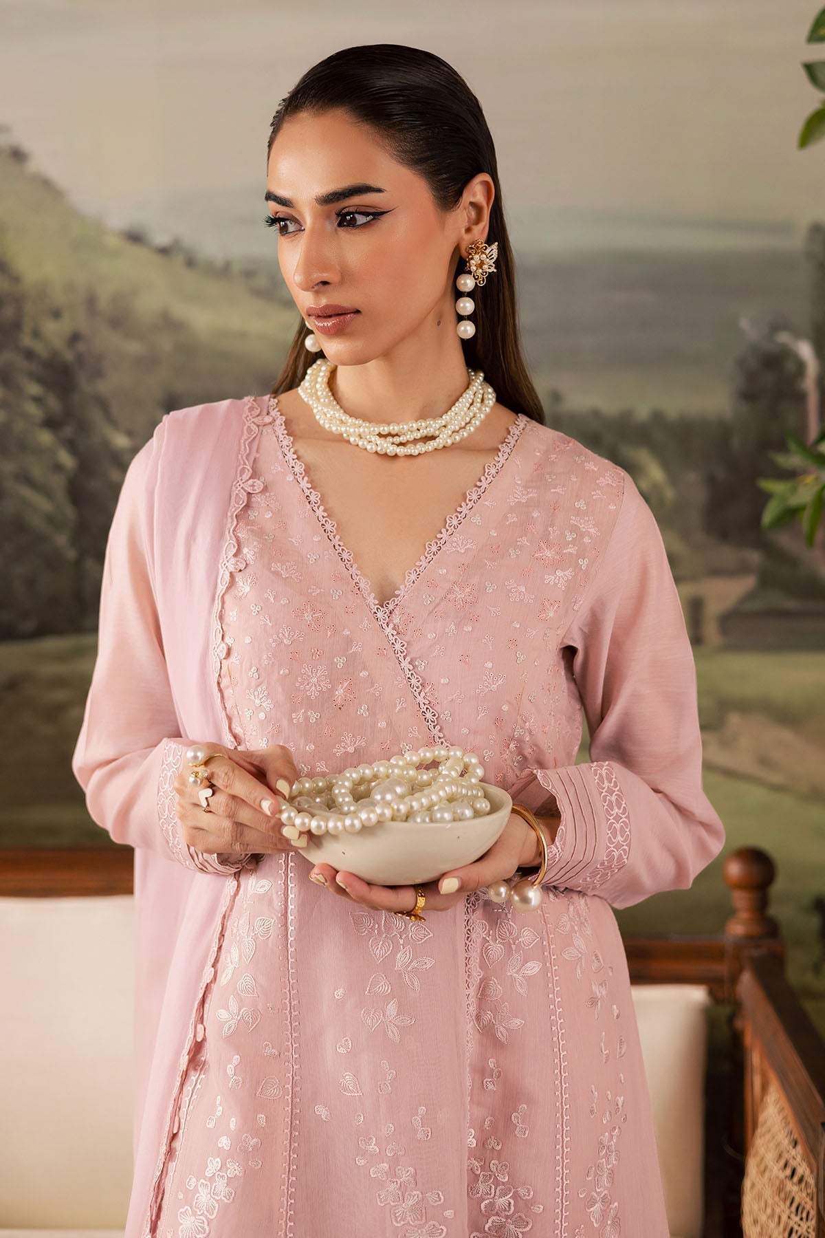 Nureh | Shades of Winter | NP-670 - House Of Hania