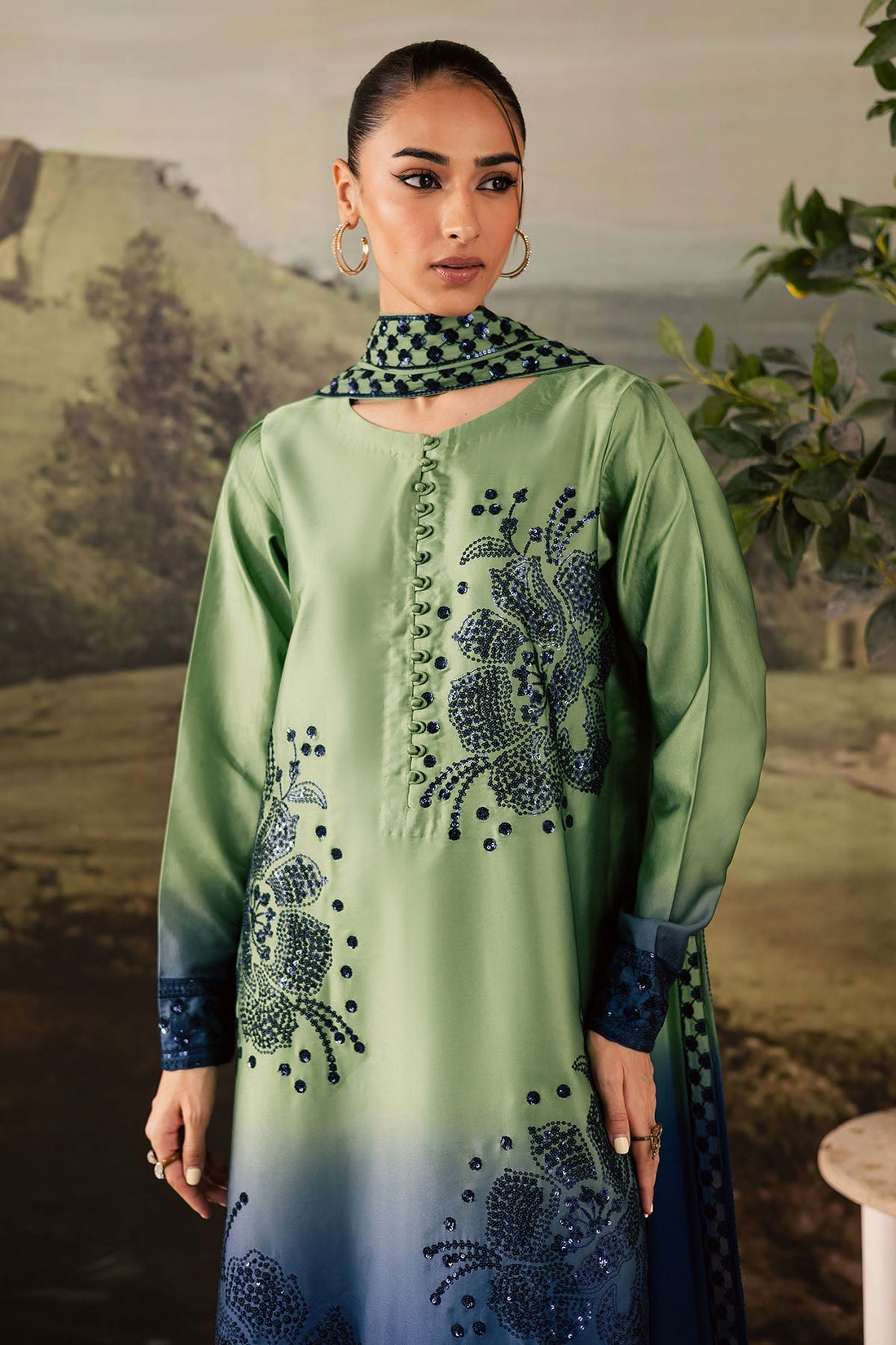 Nureh | Shades of Winter | NP-677 - House Of Hania