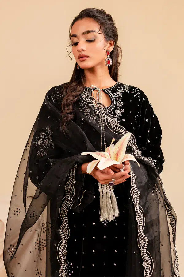 Nureh | Shades of Winter | Sheesh - House Of Hania