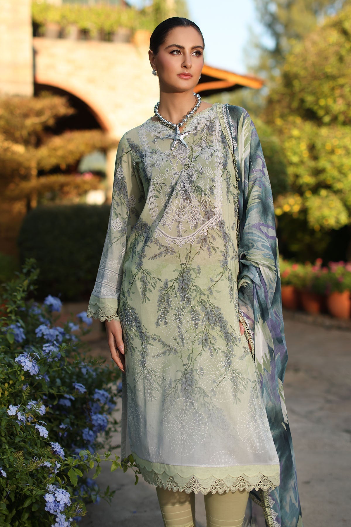 Nureh | Signature Prints 26 | SP-195 - House Of Hania