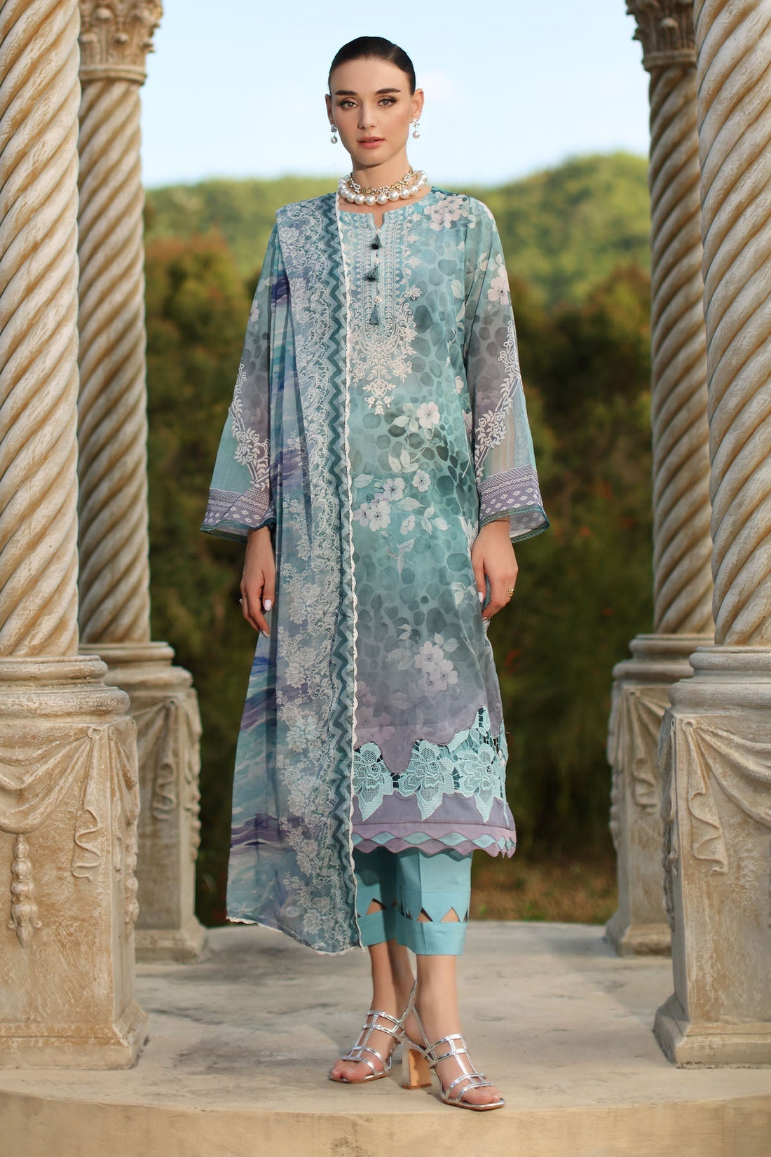 Nureh | Signature Prints 26 | SP-196 - House Of Hania