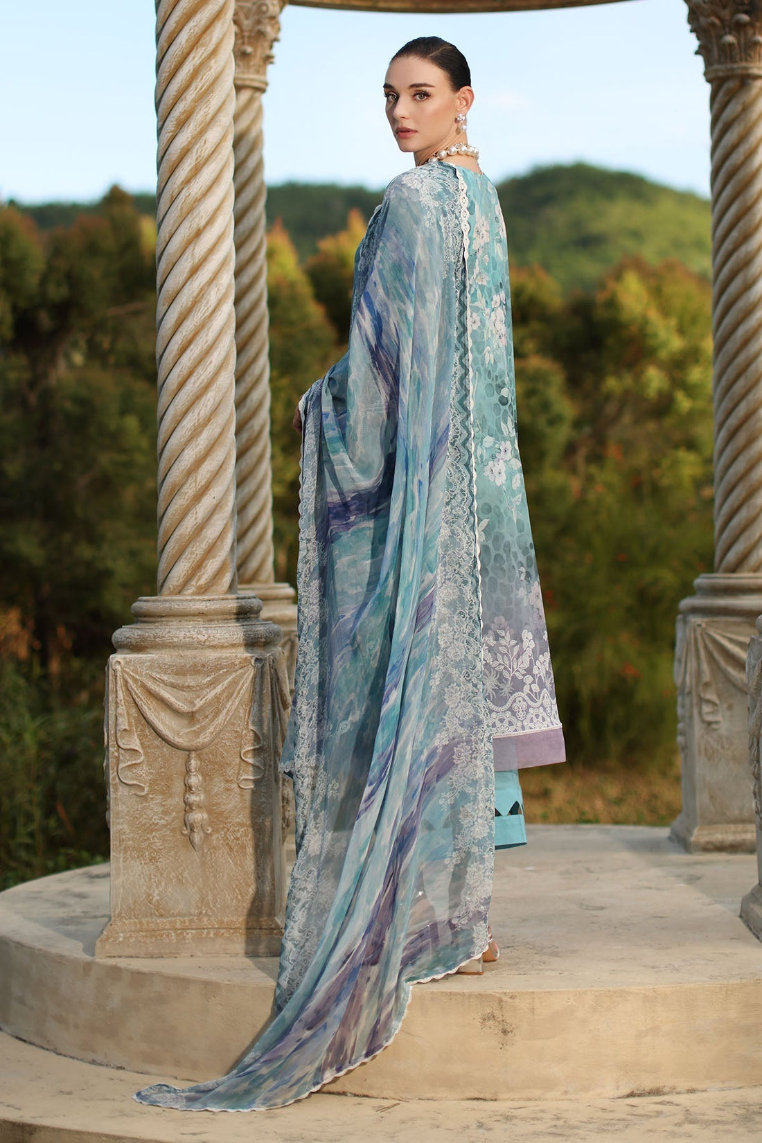 Nureh | Signature Prints 26 | SP-196 - House Of Hania