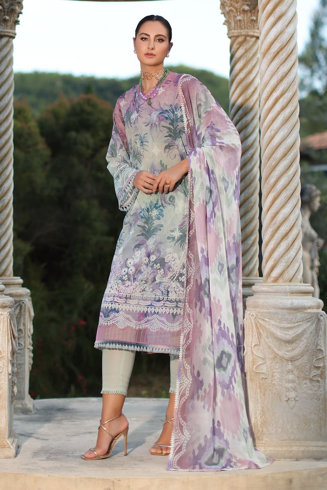 Nureh | Signature Prints 26 | SP-199 - House Of Hania