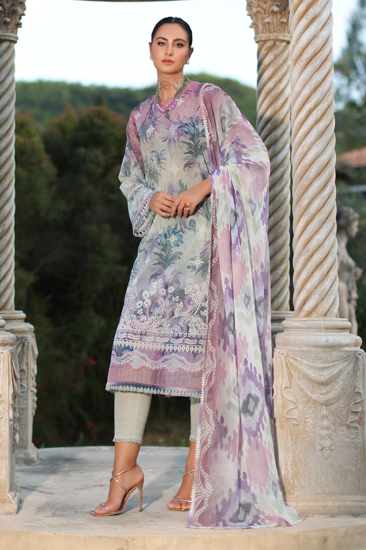 Nureh | Signature Prints 26 | SP-199 - House Of Hania