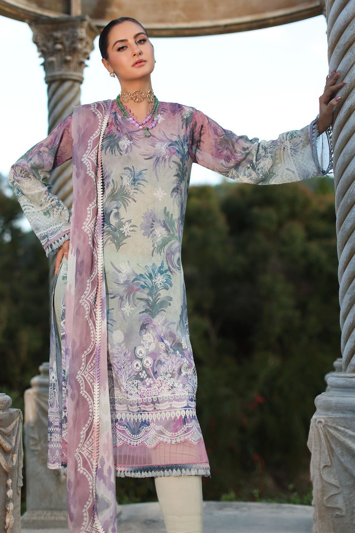 Nureh | Signature Prints 26 | SP-199 - House Of Hania