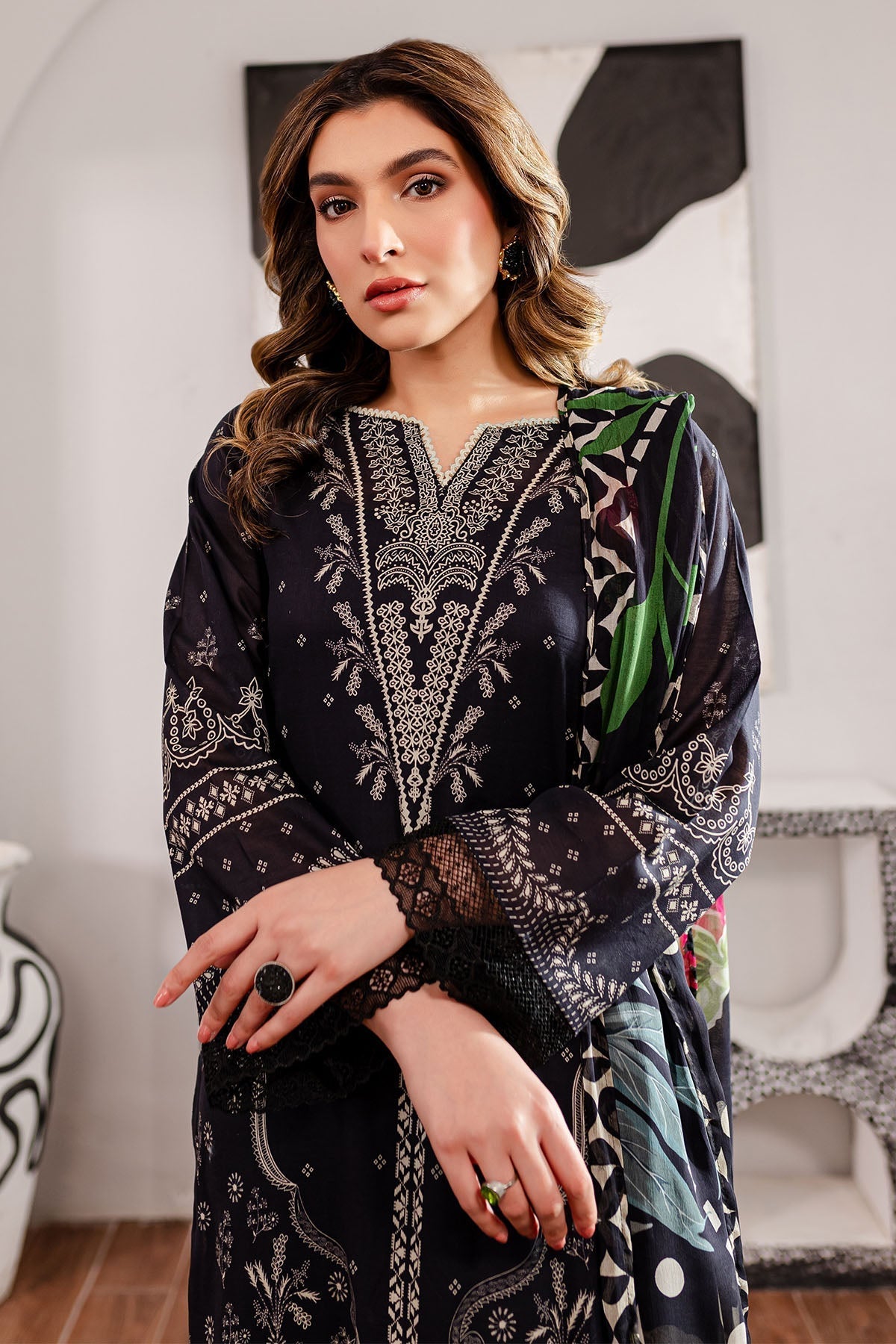 Nureh | Signature Prints 26 | SP-99 - House Of Hania