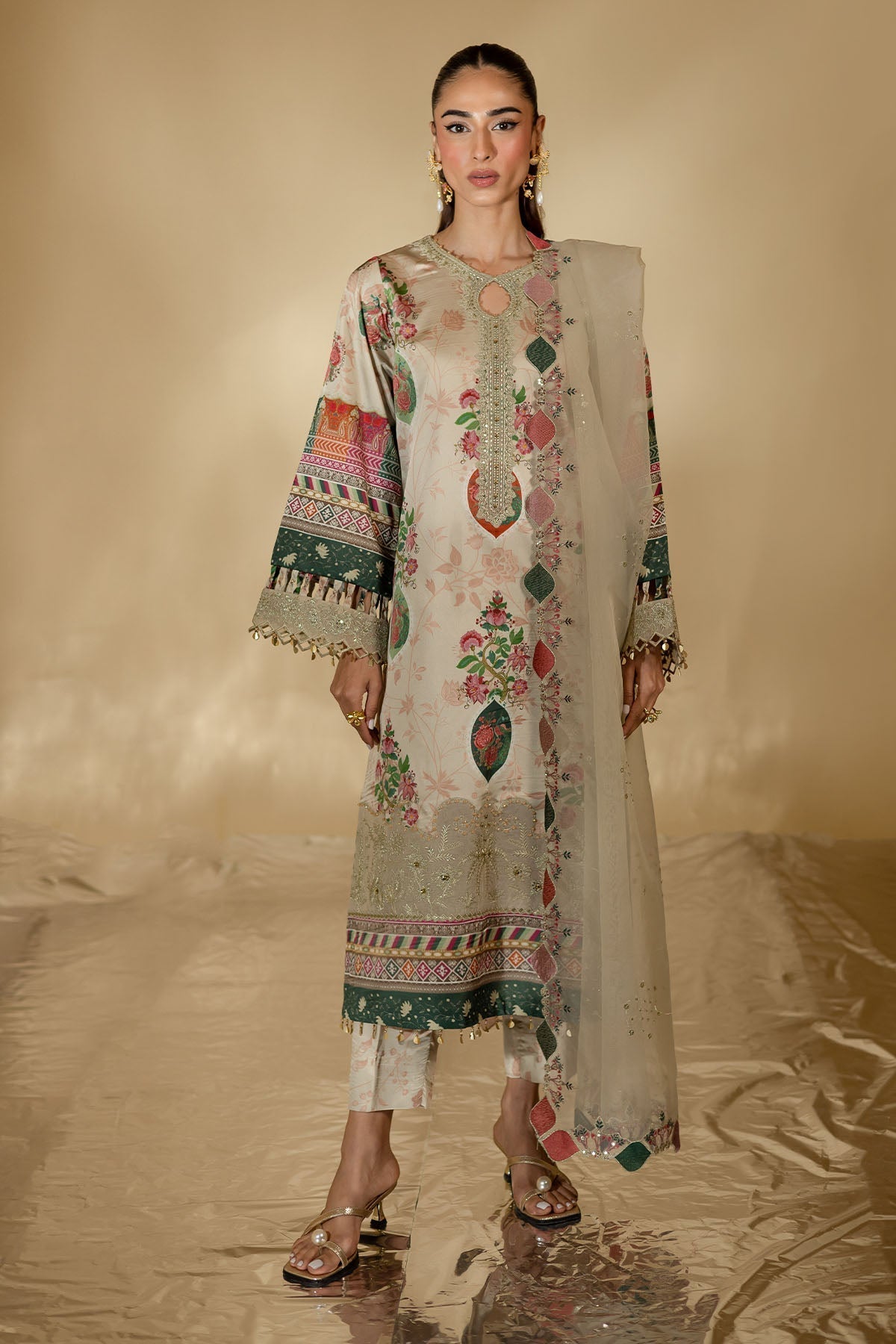 Nureh | The Silk | S - 20 - House Of Hania