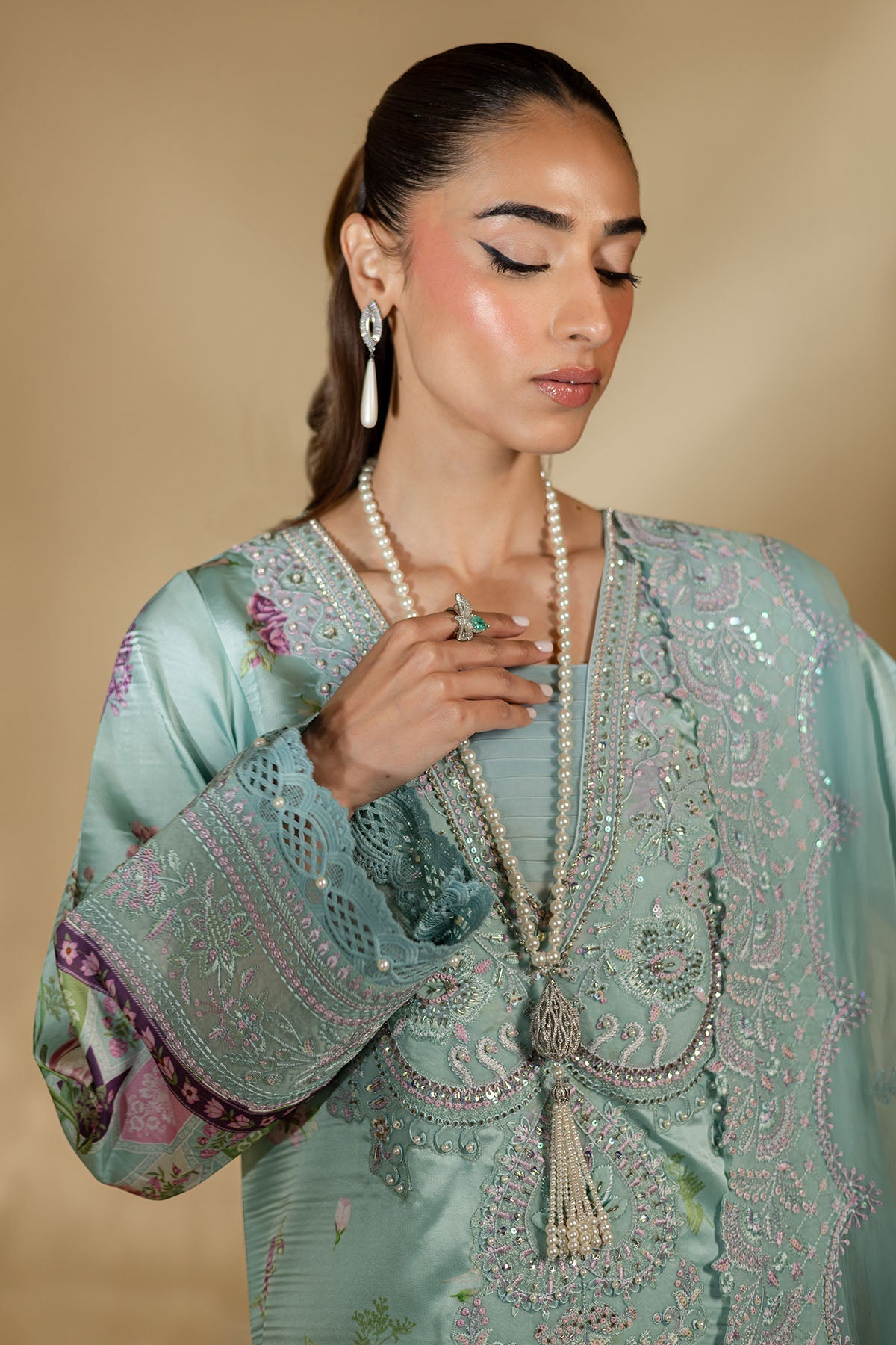 Nureh | The Silk | S - 21 - House Of Hania