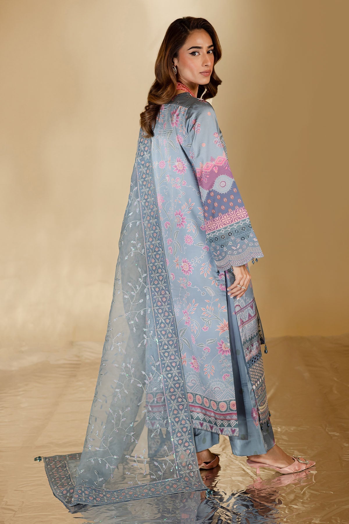 Nureh | The Silk | S - 23 - House Of Hania