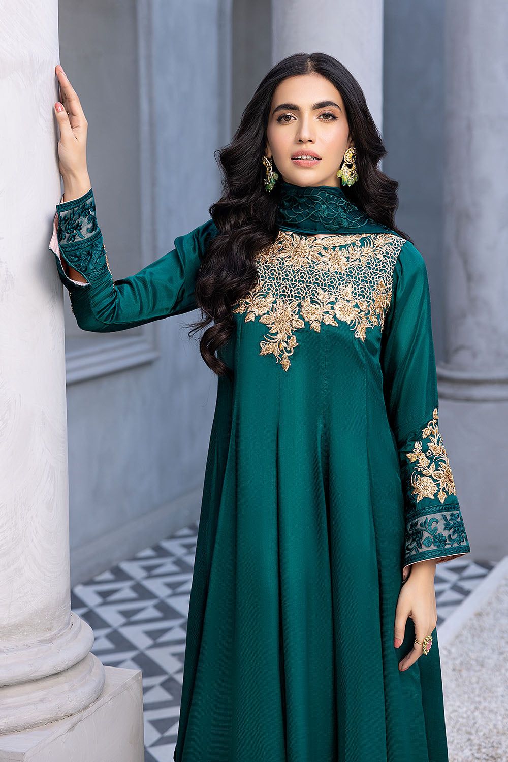 Ornate Dreams - House Of Hania