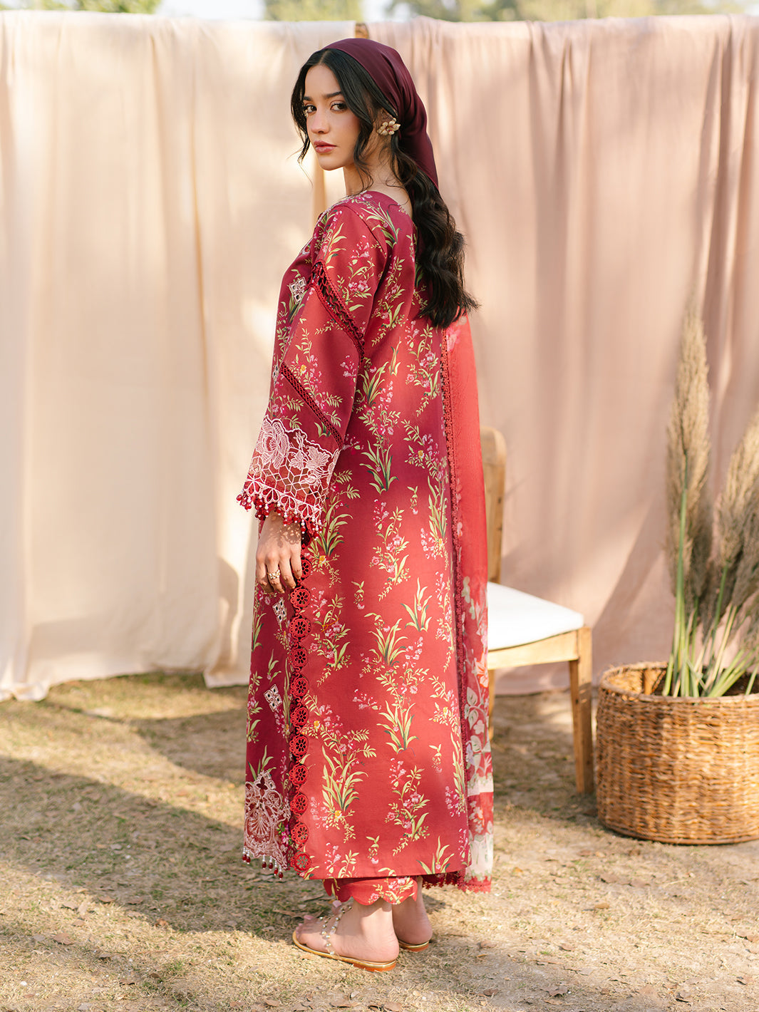 Parishay | Ivy Bloom Luxury Lawn | IVY-02 - House Of Hania