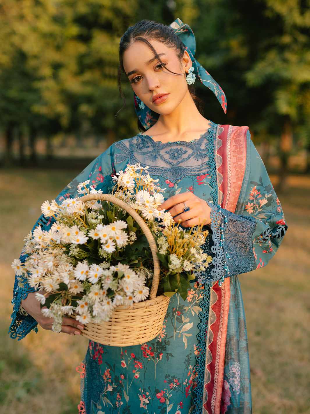 Parishay | Ivy Bloom Luxury Lawn | IVY-07 - House Of Hania