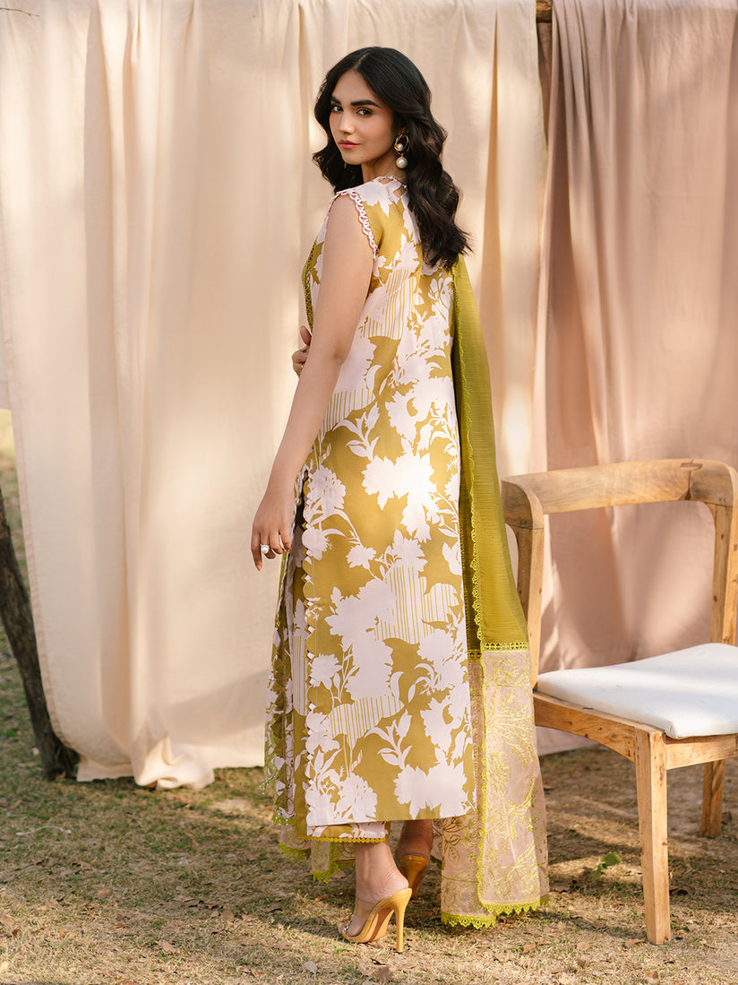 Parishay | Ivy Bloom Luxury Lawn | IVY-12 - House Of Hania