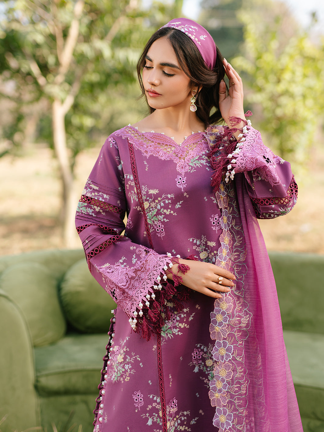 Parishay | Ivy Bloom Luxury Lawn | IVY-13 - House Of Hania