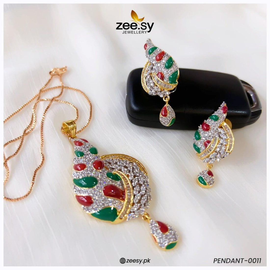 Pendant-0011 - House Of Hania