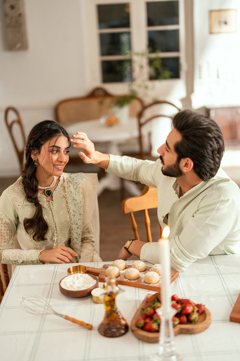 Qalamkar | Luxury Lawn Eid Edit | SB-10 Nadia - House Of Hania