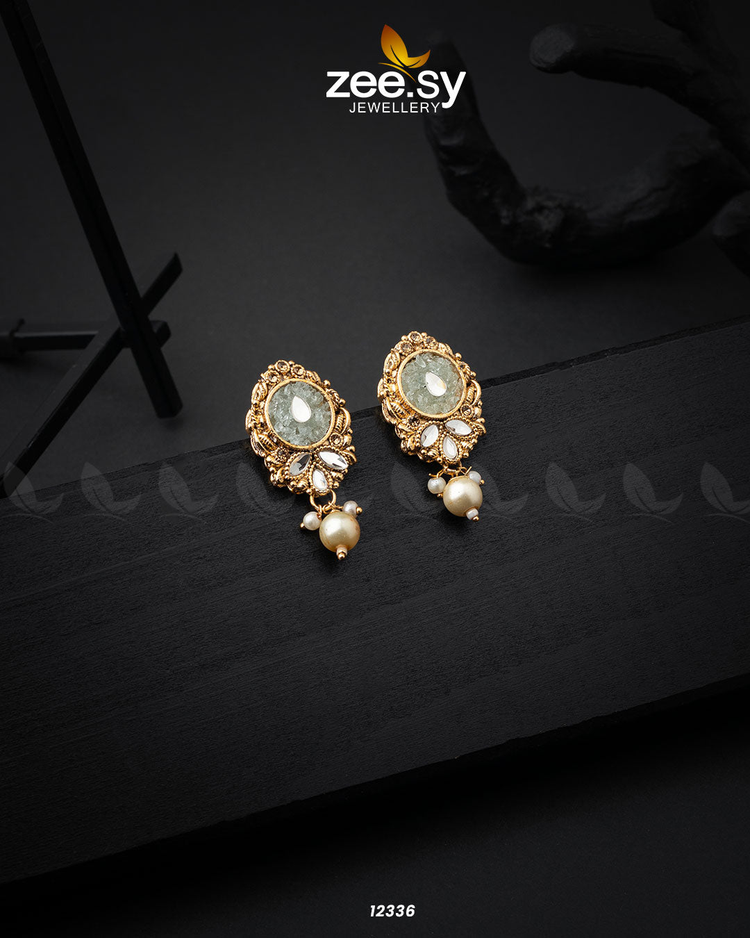 Quartz Earrings - House Of Hania